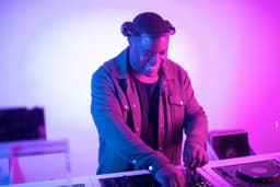 Marcus Grant, Storm DJs training feedback