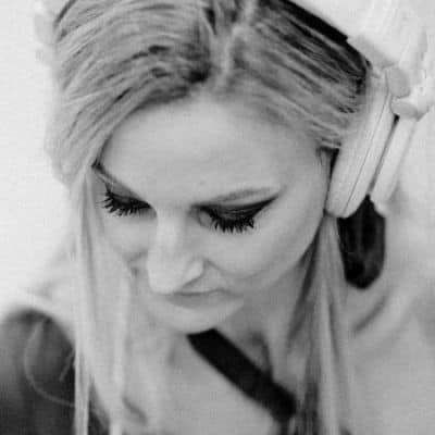 fabrizia profile - storm djs