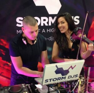 Violinist With DJ Hire - Storm DJs Agency London