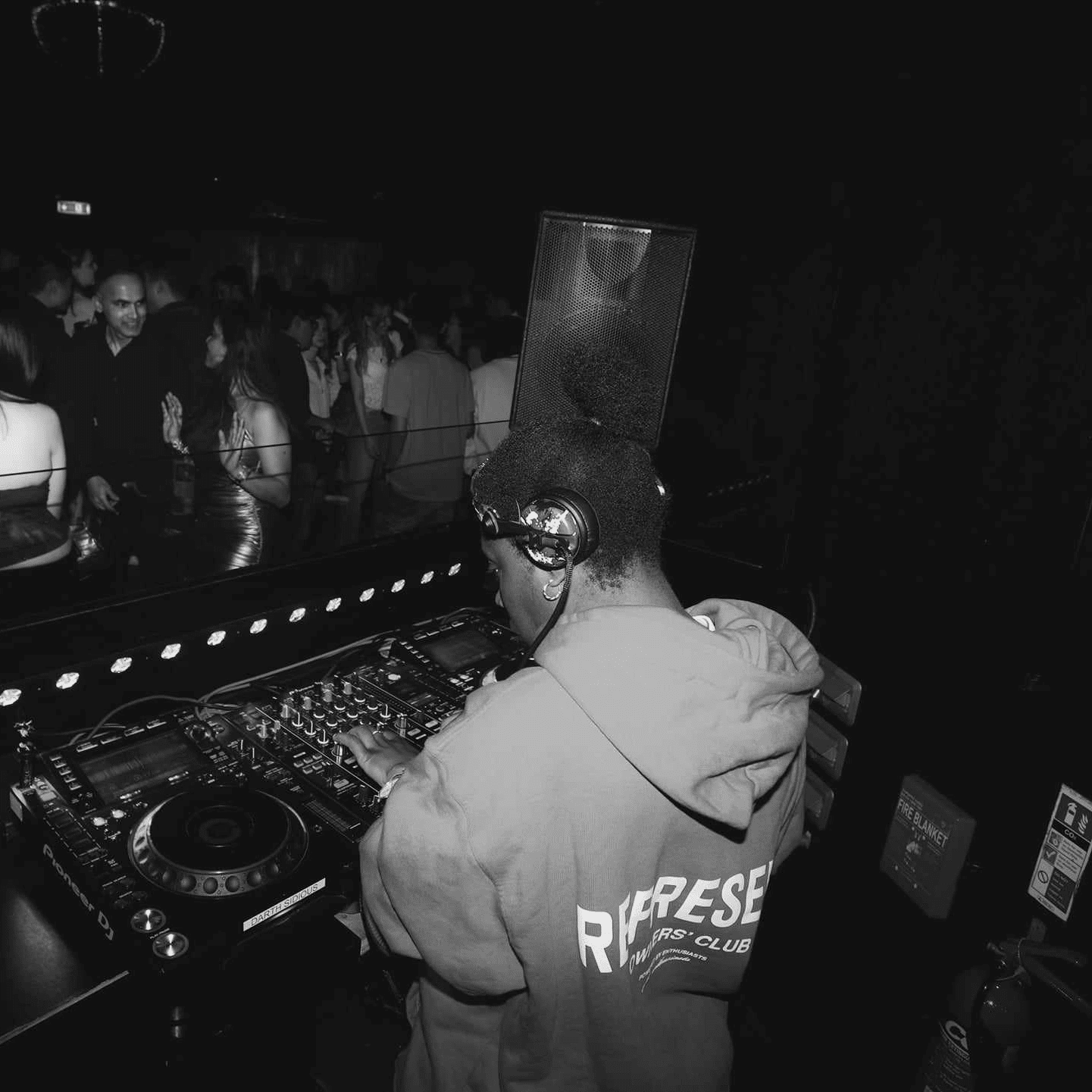 DJ4BLUE