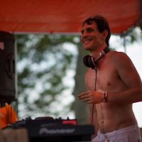 VJ Guillaume Clave - Profile 4 - DJ Hire Agency - Storm DJs