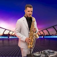 DJ who plays Saxophone - Simo Sax - Storm DJs